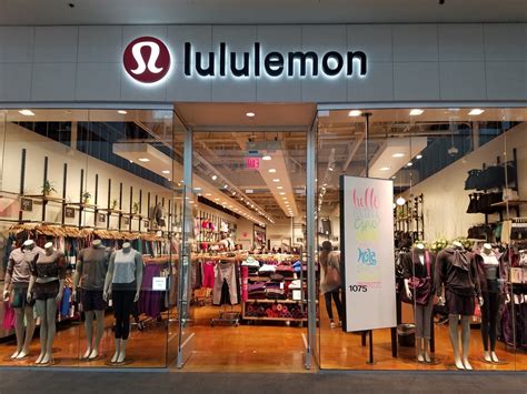 lululemon athletica store.